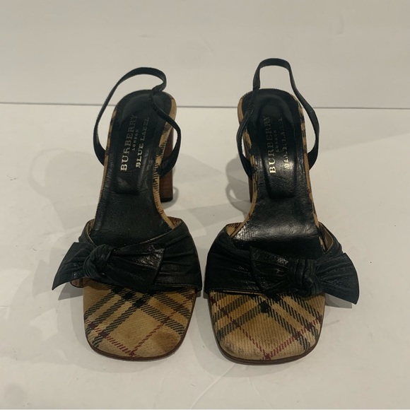 Authentic Vintage Burberrys Sandals - Picture 3 of 11